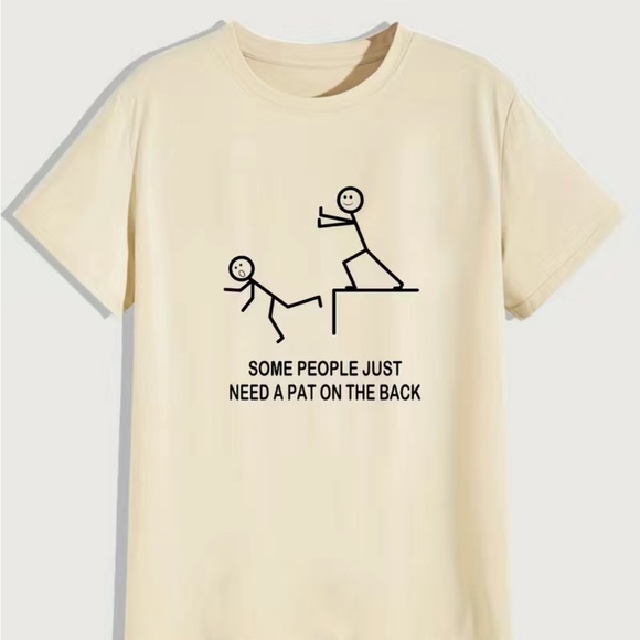 GRAFIC TEES 😆 - Picture 2 of 7